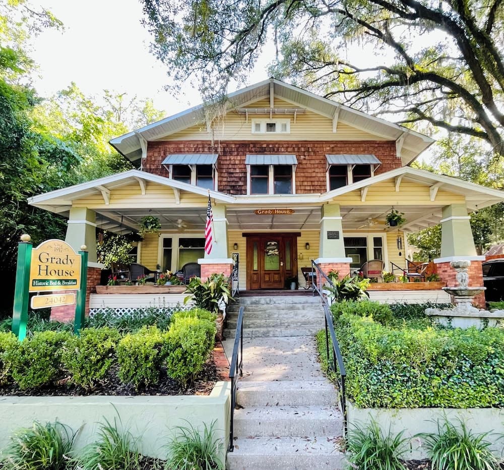 Grady House Bed & Breakfast