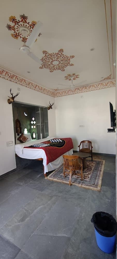 Lassi Guest House