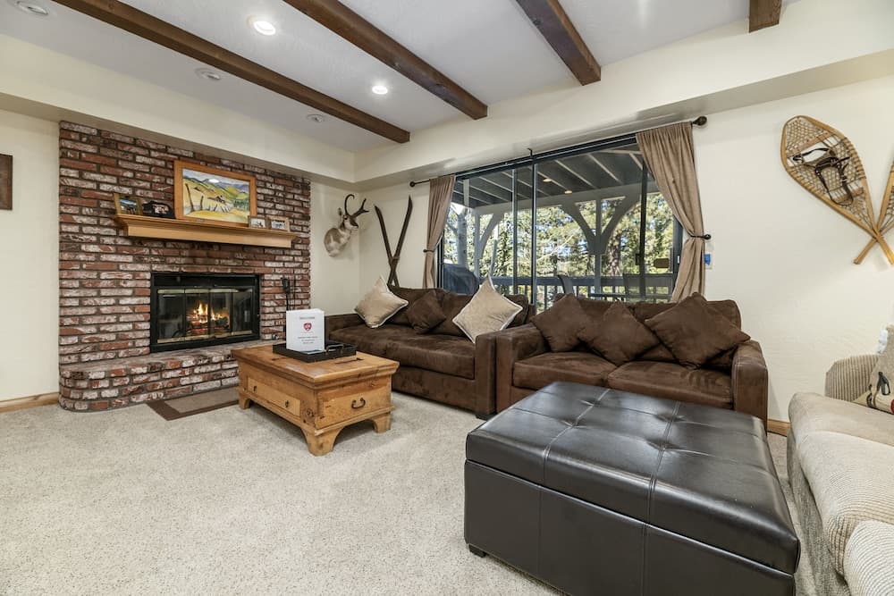 Whiskey Pines Chalet