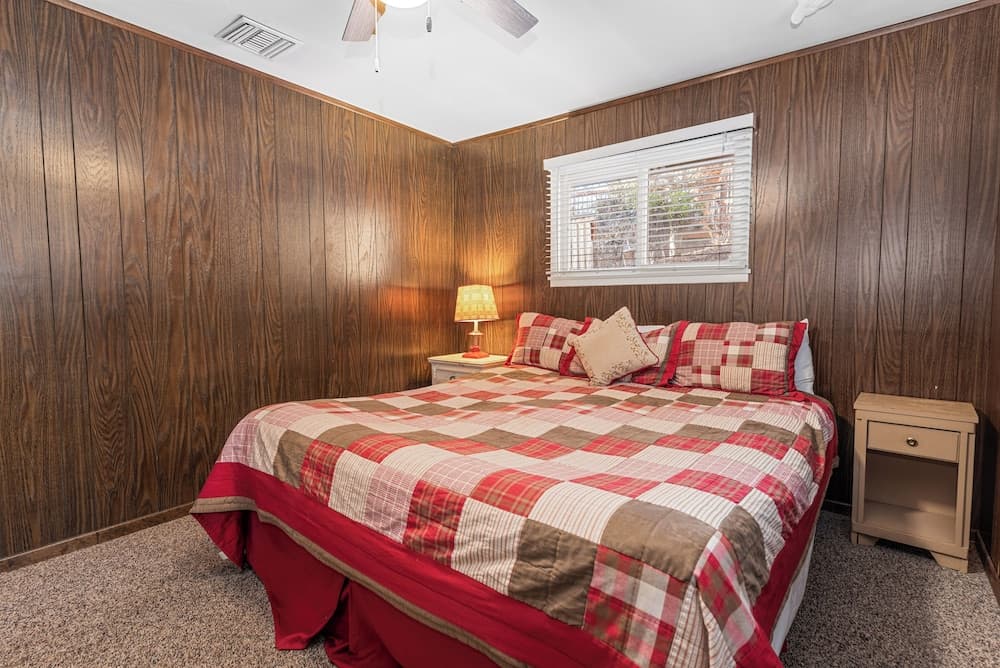 Lakefront Retreat