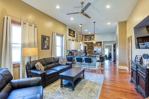 5 Bd/3 Ba-Near Expo/UL/Fair/YUM/Zoo