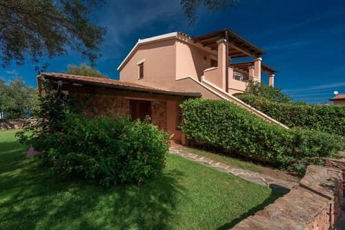 Outstanding Residenze Gallura 2 Bedroom Sleeps 5