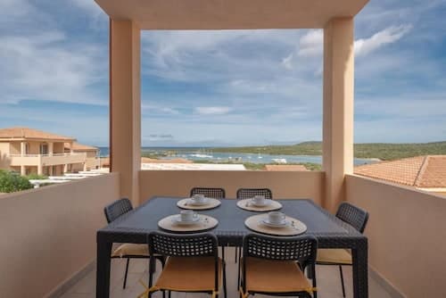 Stunning Views of the Baia de Bahas Residence 1 Bedroom Premium Sleeps 4