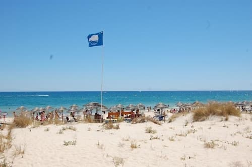 Cabanas T1 Apartment With Balcony & BBQ 8min Walk to Beachfront