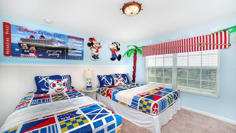 Cozy 5br Home W/game Room Pool Spa Disney