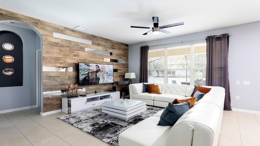 Disney & Star Wars Haven: 6br, Pool & Game Room!