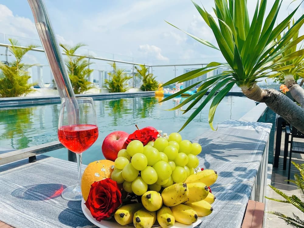 Hera Luxury Hotel