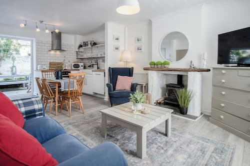 Norton Cottage - 3 Bedroom Cottage - Tenby