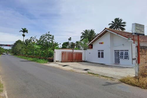 Hotel O Safira Guest House Danau Ranau