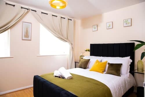 Inviting 1-bed Apartment in London, Near Hotsput