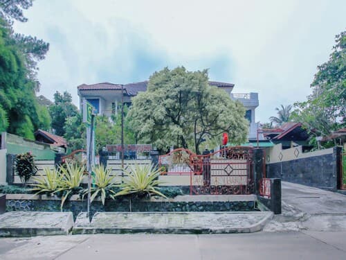 OYO Life 90091 Wisma Pakuan Syariah
