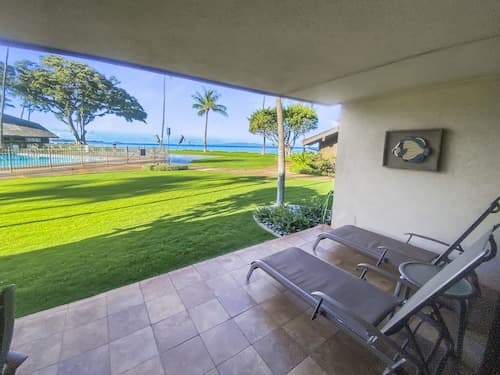 Maalaea Surf #g-2 1 Bedroom Condo by RedAwning