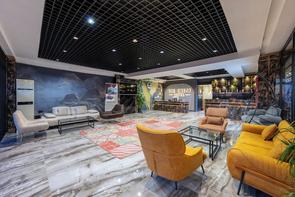 The Great Airport Hotel & Restaurant