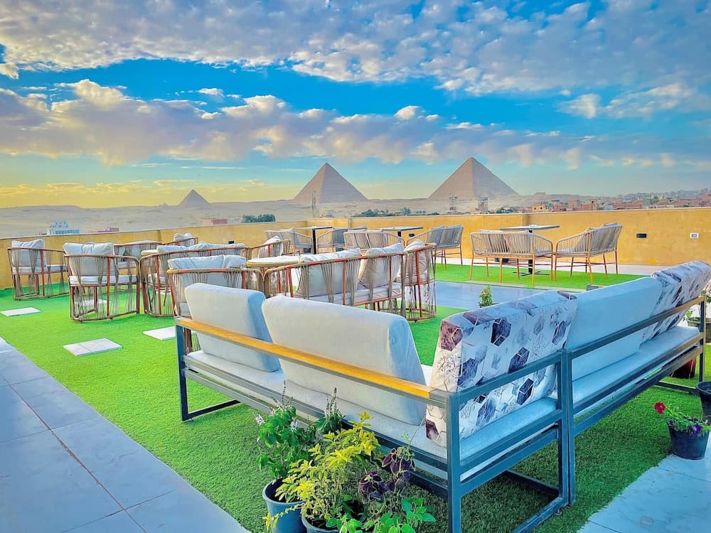 Palm Pyramids