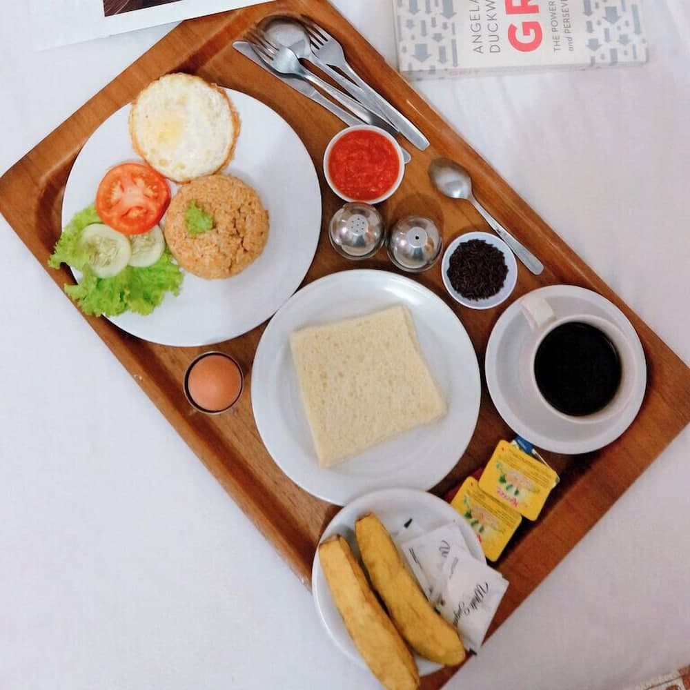 HOTEL CANDI BARU