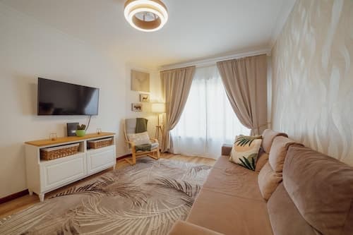 Matosinhos Center Premium Apartment by Vacationy