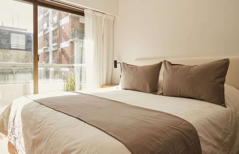 Hestia at Arenales 2200