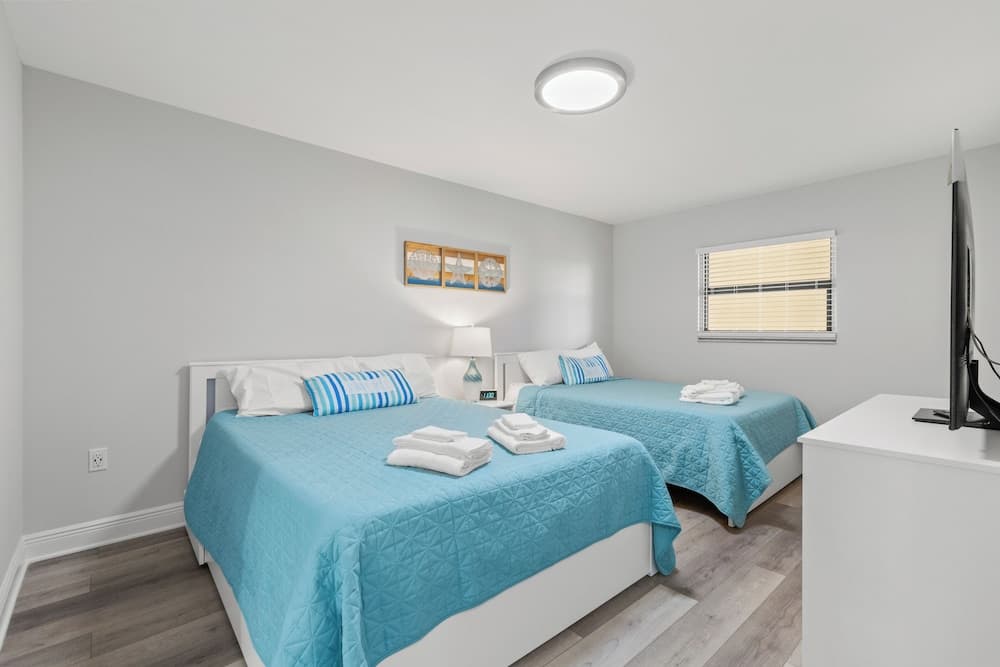 9303lasbrisas306lbnco - Las Brisas 306