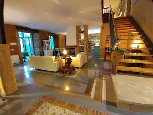 La Villa de Palacios