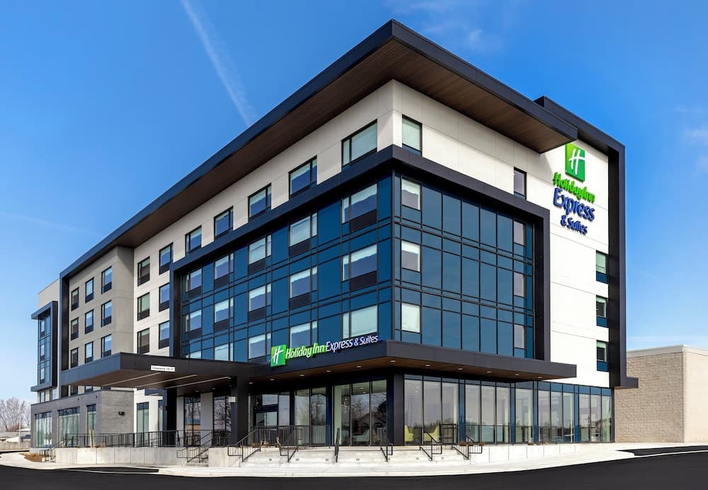 Holiday Inn Express And Suites St.Thomas by IHG