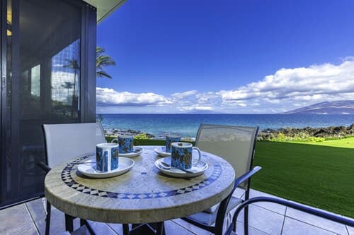 Kihei Surfside #102 1 Bedroom Condo by RedAwning