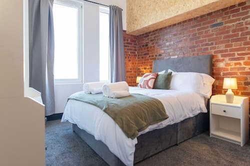 Kings Building- 2 Bed & Bathroom Flats