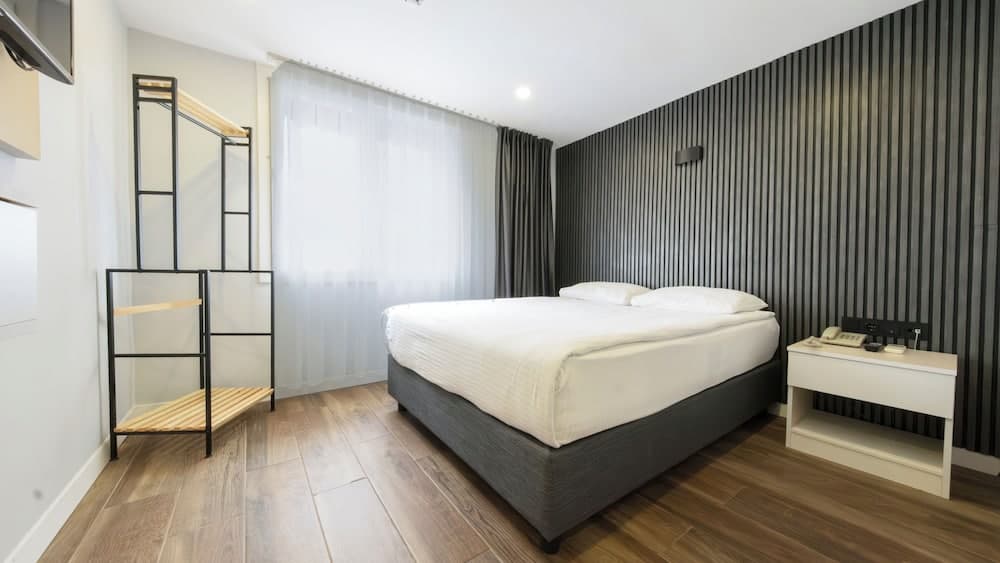 Legend Tulip Hotel