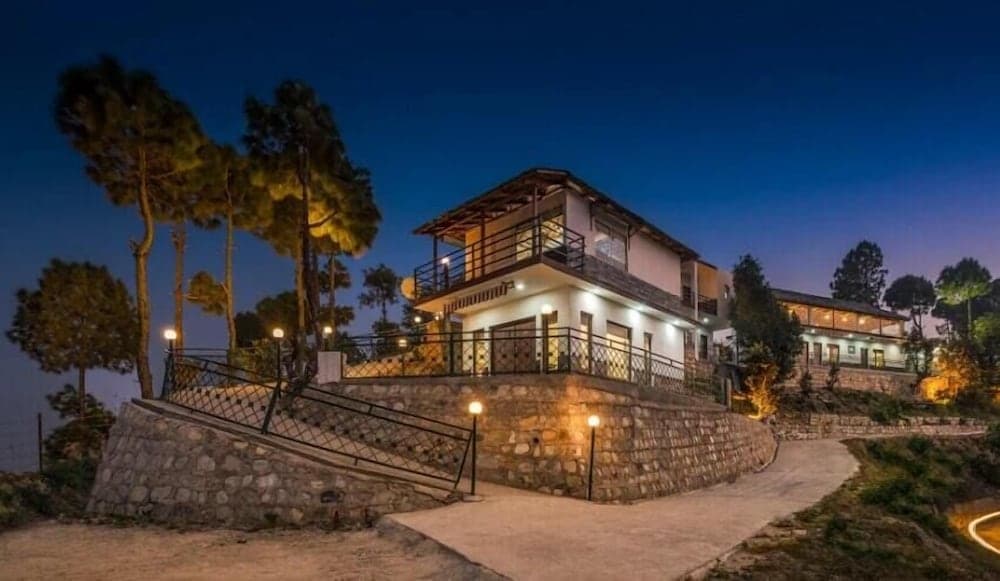 Astre Vue Resort