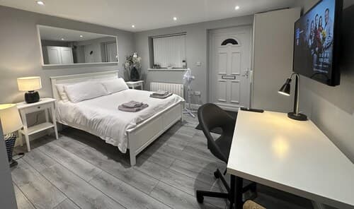 Beautiful 1-bed Modern Luxury Apartment in Luton