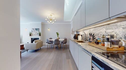 Amazing Newly Refurbished Mews House