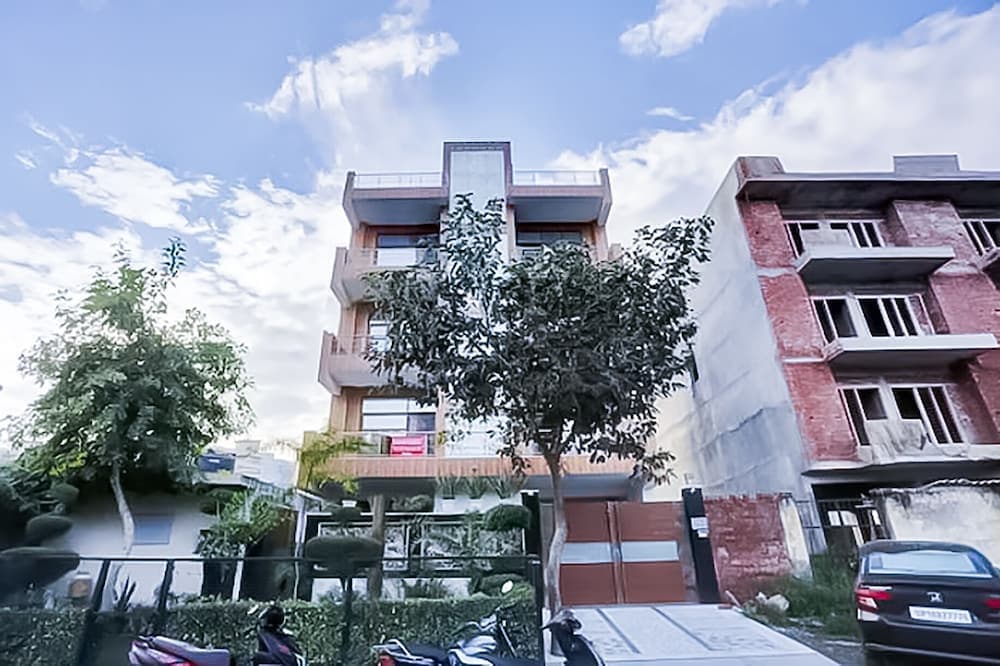 Roomshala 117 Shubham residency