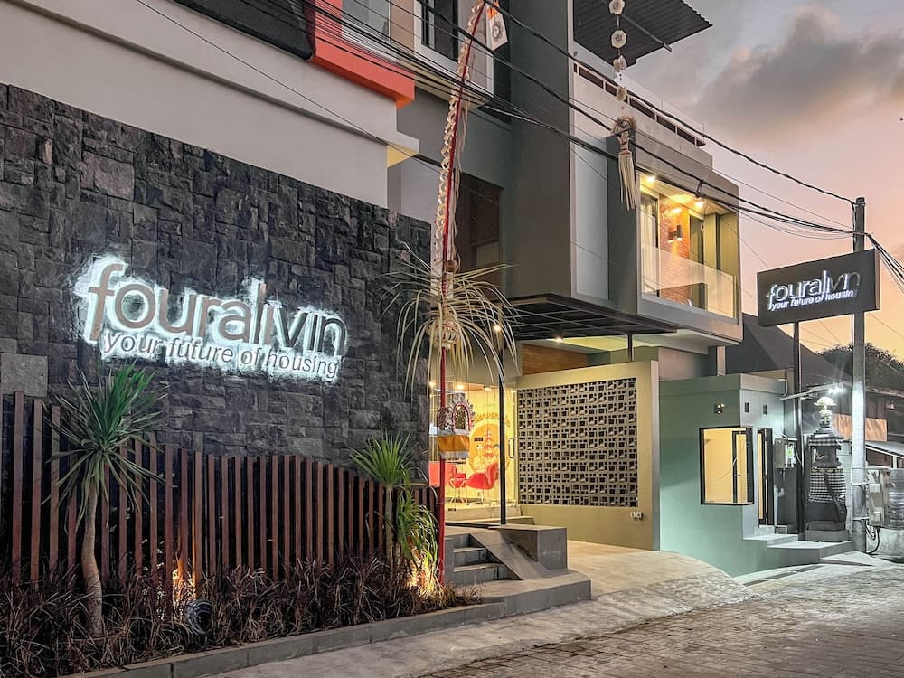 Fouralivin