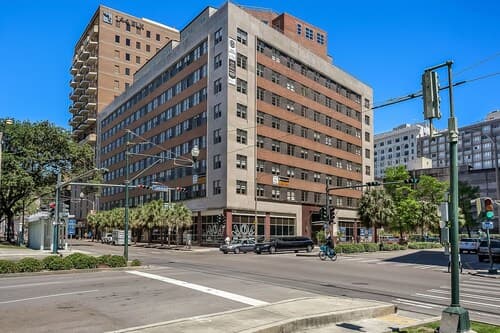 Upscale Condos and Penthouses Close to Canal & Bourbon St.
