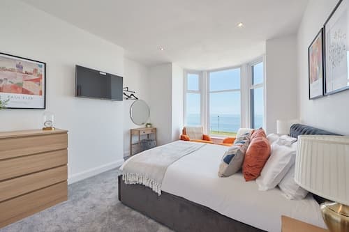 Host Stay Sand Surf