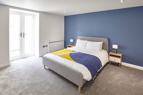 Host Stay The Royal Hideaway