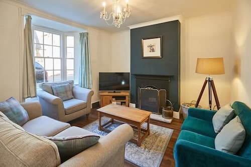 Host Stay Hall Garth