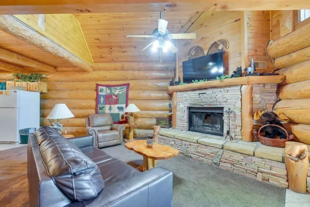 Leconte Views 2 Bedroom Cabin by Heavenly Views Resort
