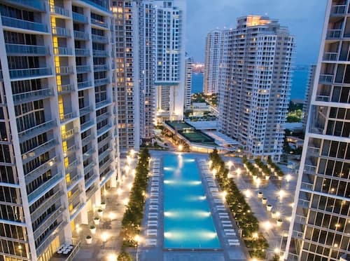 Icon Brickell Condo - We Host