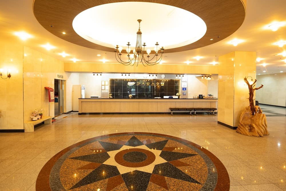 Cosmos Hotel