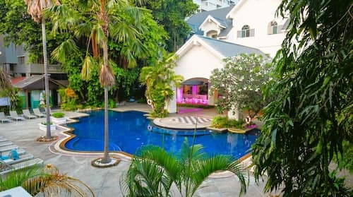 Pooh Beach Resort & Spa