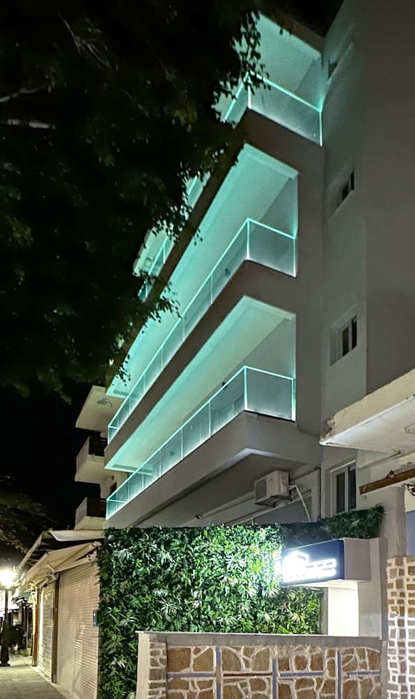 Konaklama yerinin ön cephesi