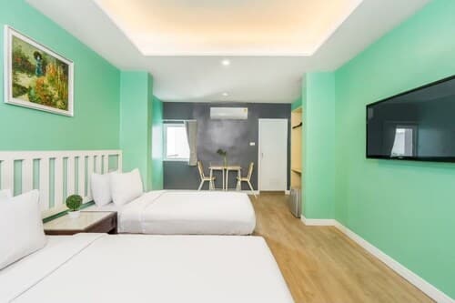 Metro Link Ratchada Hotel