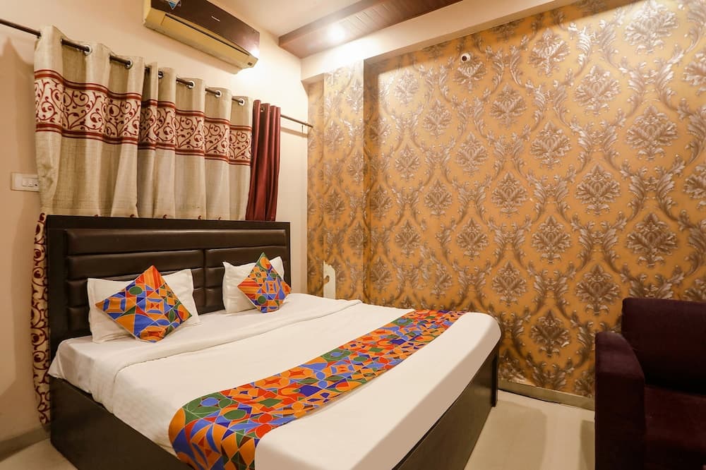 Fabhotel Happy Stay Inn