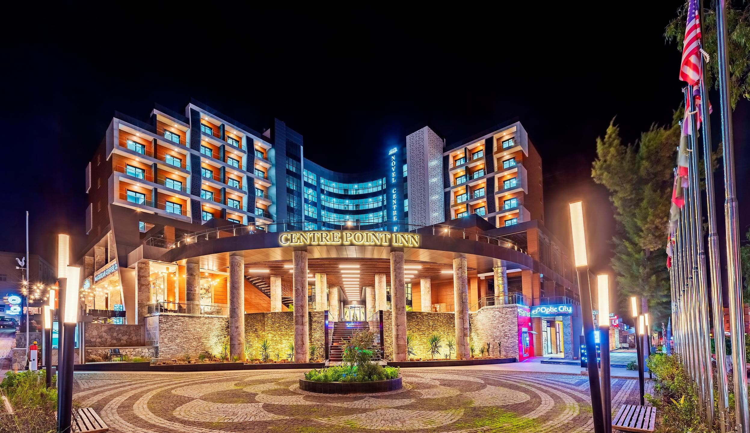 Novel Center Point Hotel