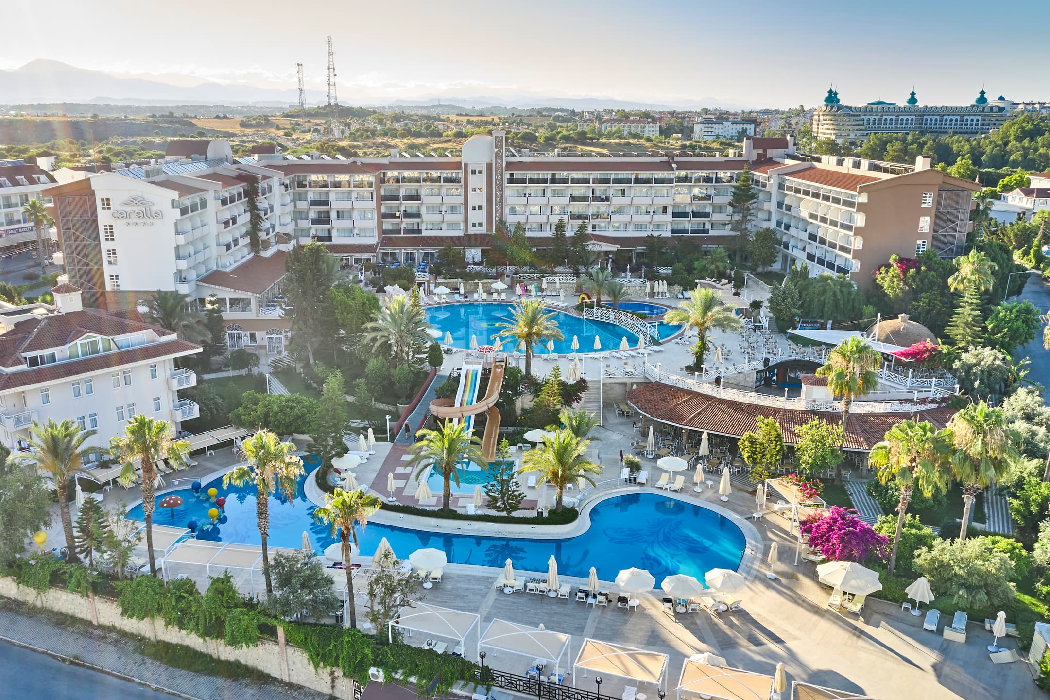 Seaden Corolla Hotel