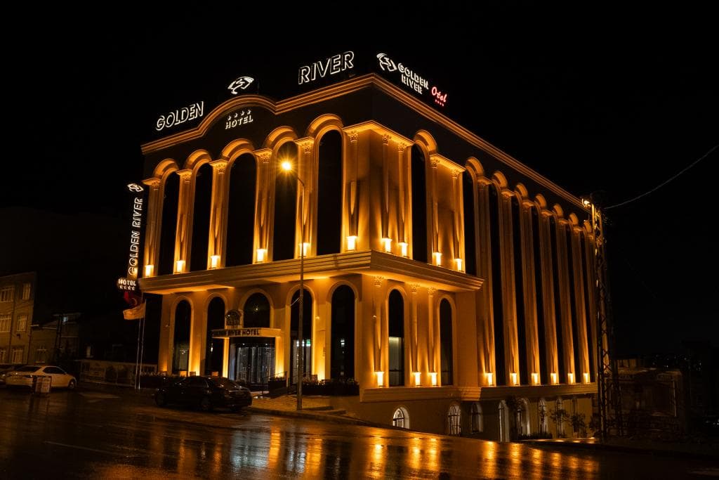 Golden River Hotel By Continent