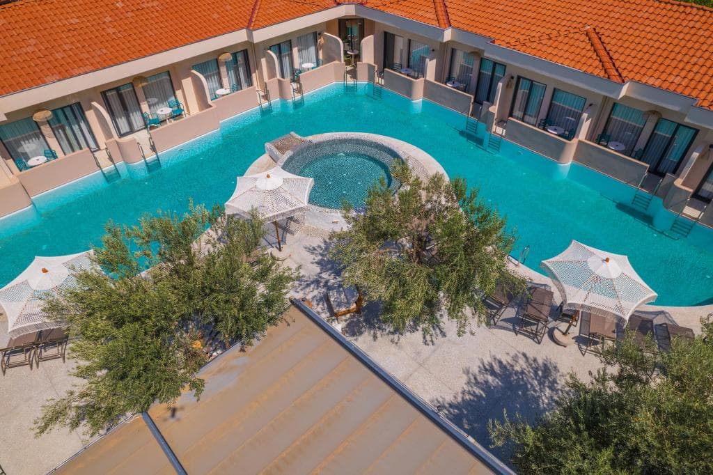 Z Exclusive Hotel And Villas