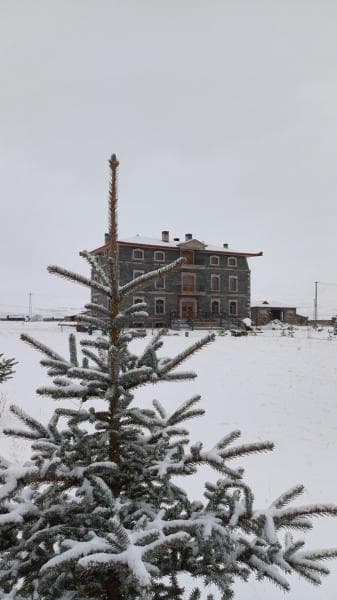 Çıldır Gölü Konağı