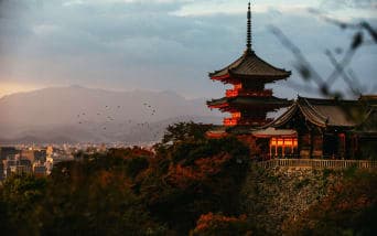 2025’te Keşfetmeniz Gereken 10 Büyüleyici Destinasyon