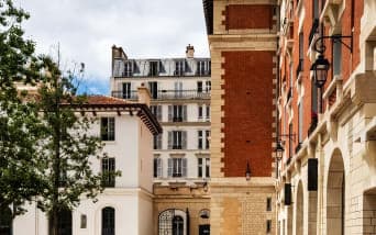 Paris’te Nerede Kalınır? Le Marais mi Saint-Germain mi Daha Mantıklı?